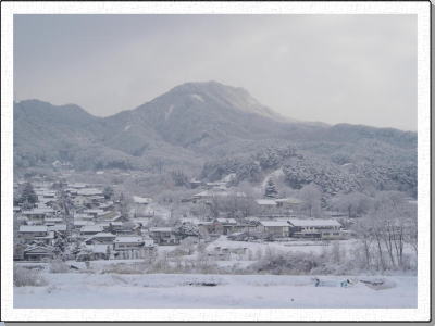 ����鋕�󑠎R